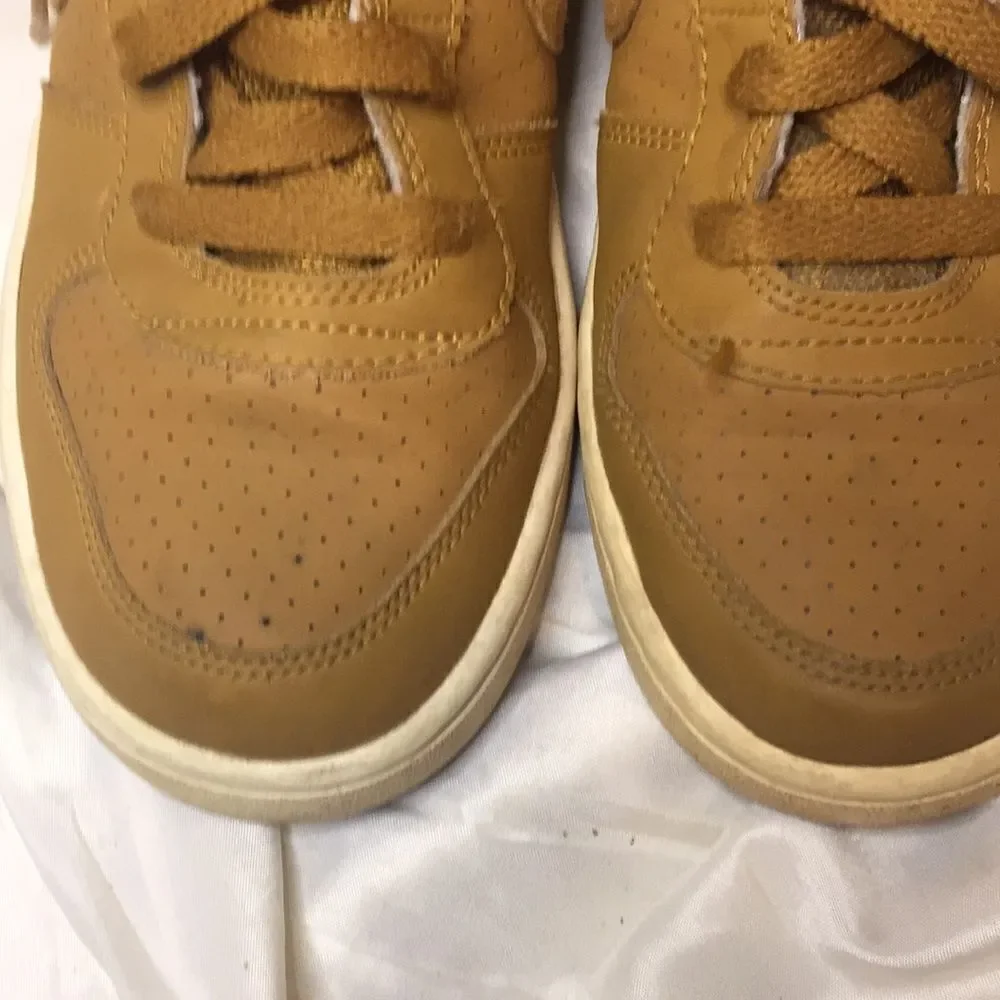 Nike Court Borough Mid Shoes
